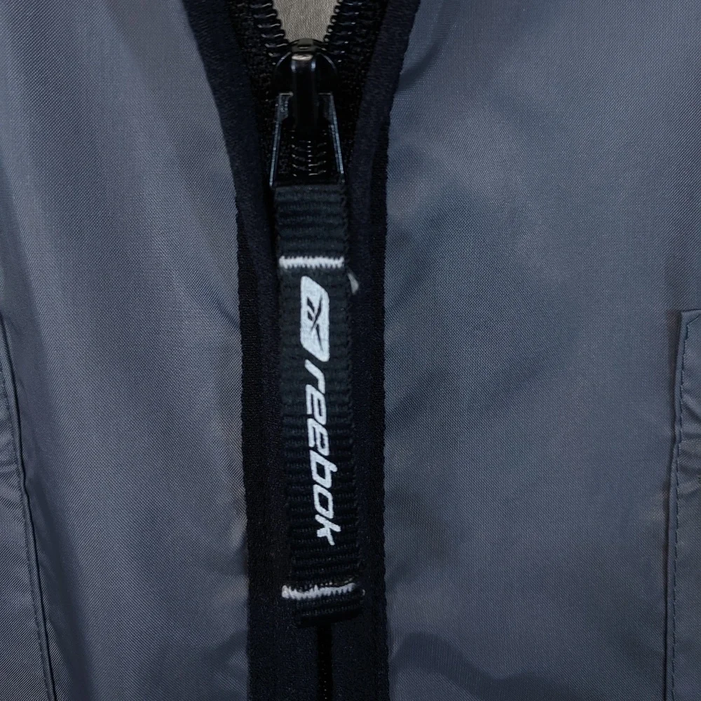 Reebok Performance Windbreaker - Picture 2 of 5